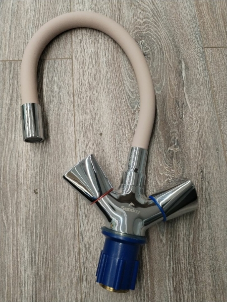 Смеситель для кухни маховик высокий излив бежевый латунь 455505 SANDAY