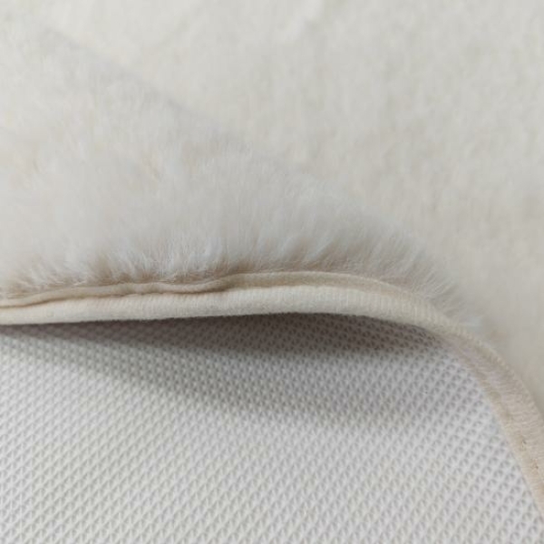 Коврик BAIZHENG "Меховой" снежно белый 120*170см