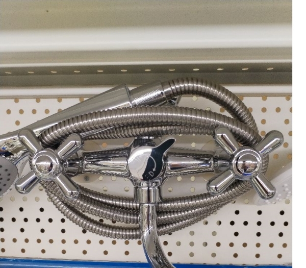 Смеситель для ванны маховик длинный излив латунь 10186 SANDAY