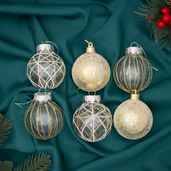 Набор пластиковых шаров d-6см 6шт золото Зимняя долина