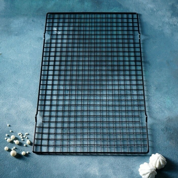 Решётка для глазирования и остывания кондитерских изделий KONFINETTA, 40×25×1,5 см, цвет чёрный