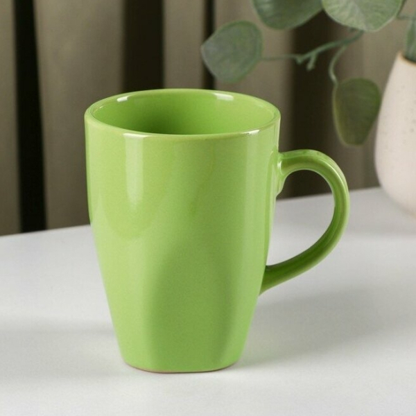 Кружка керамическая Доляна «Пастель», 280 мл, цвет зелёный
